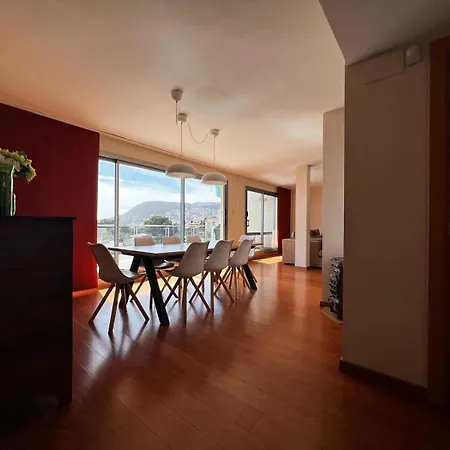 公寓 Homeincalpe Borumbot *